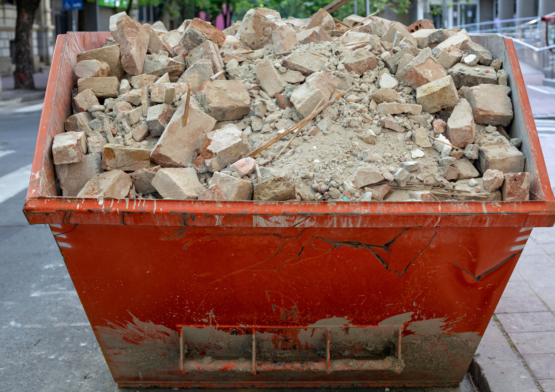 Skip Hire Prices for Garage Clearance and Bulky Waste Guide UK