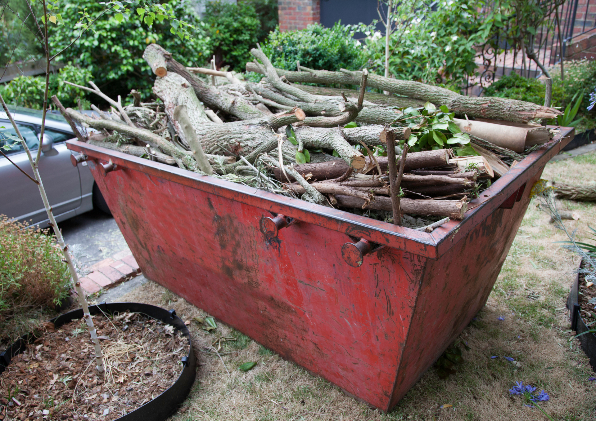 Importance of Using Local Skip Hire Services for Home Renovations