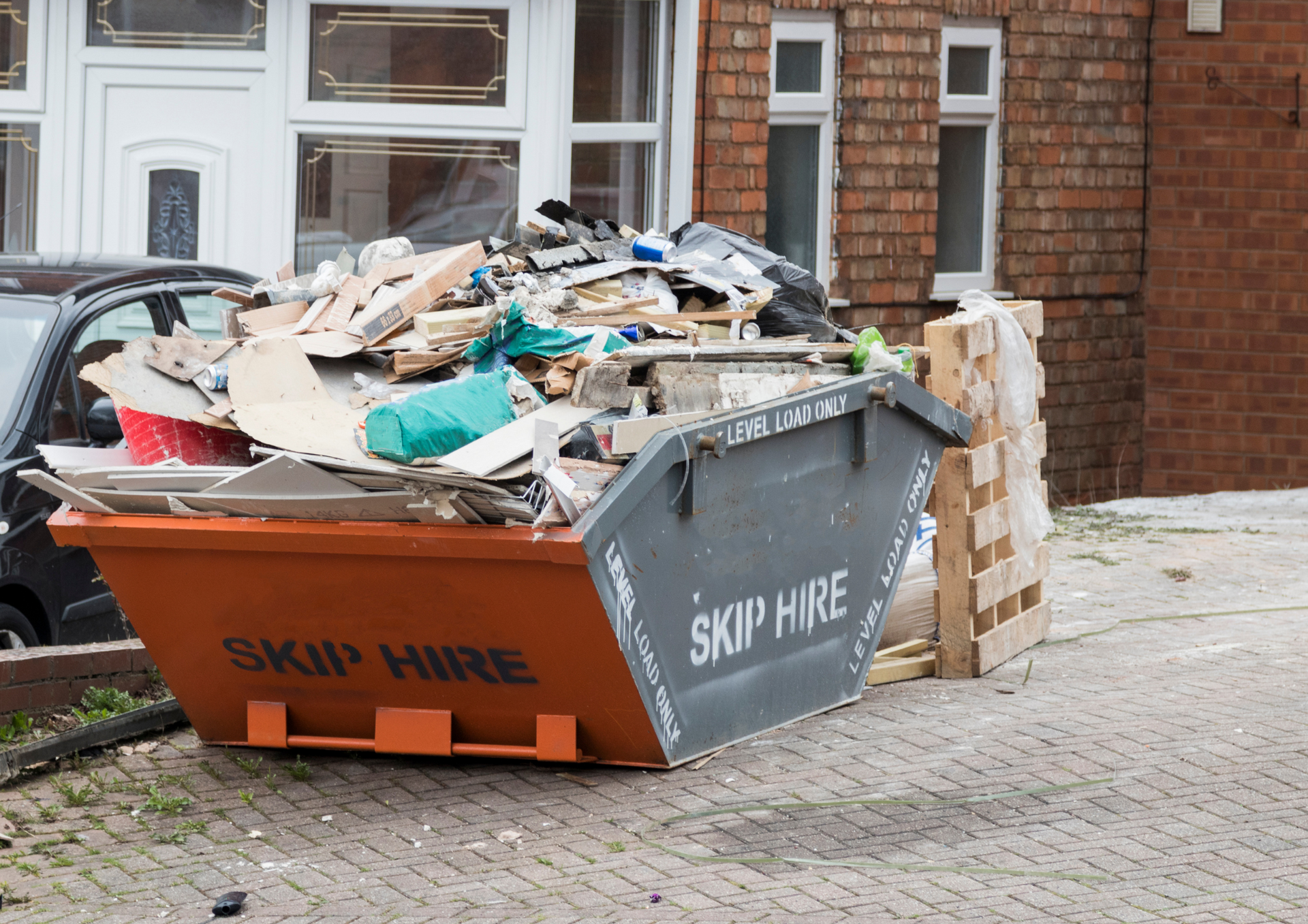 Avoiding Hidden Costs in Skip Hire: A Clear and Simple Guide